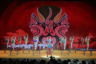 诗意满遂宁 10名国内外优秀诗人分享“陈子昂诗歌奖”
